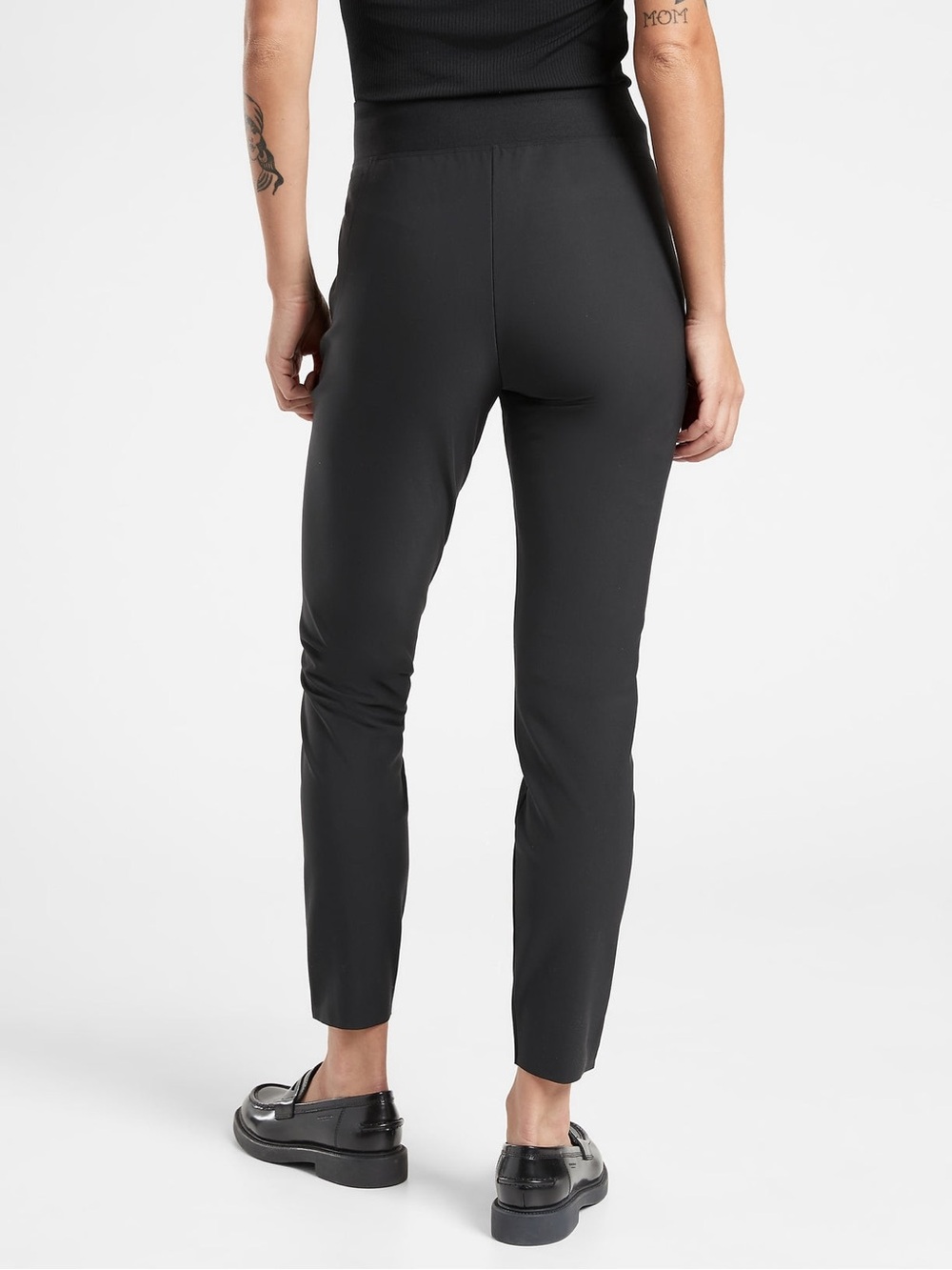Athleta High-Rise Stellar Tight Casual Pant Size 6 Petite Black NWOT